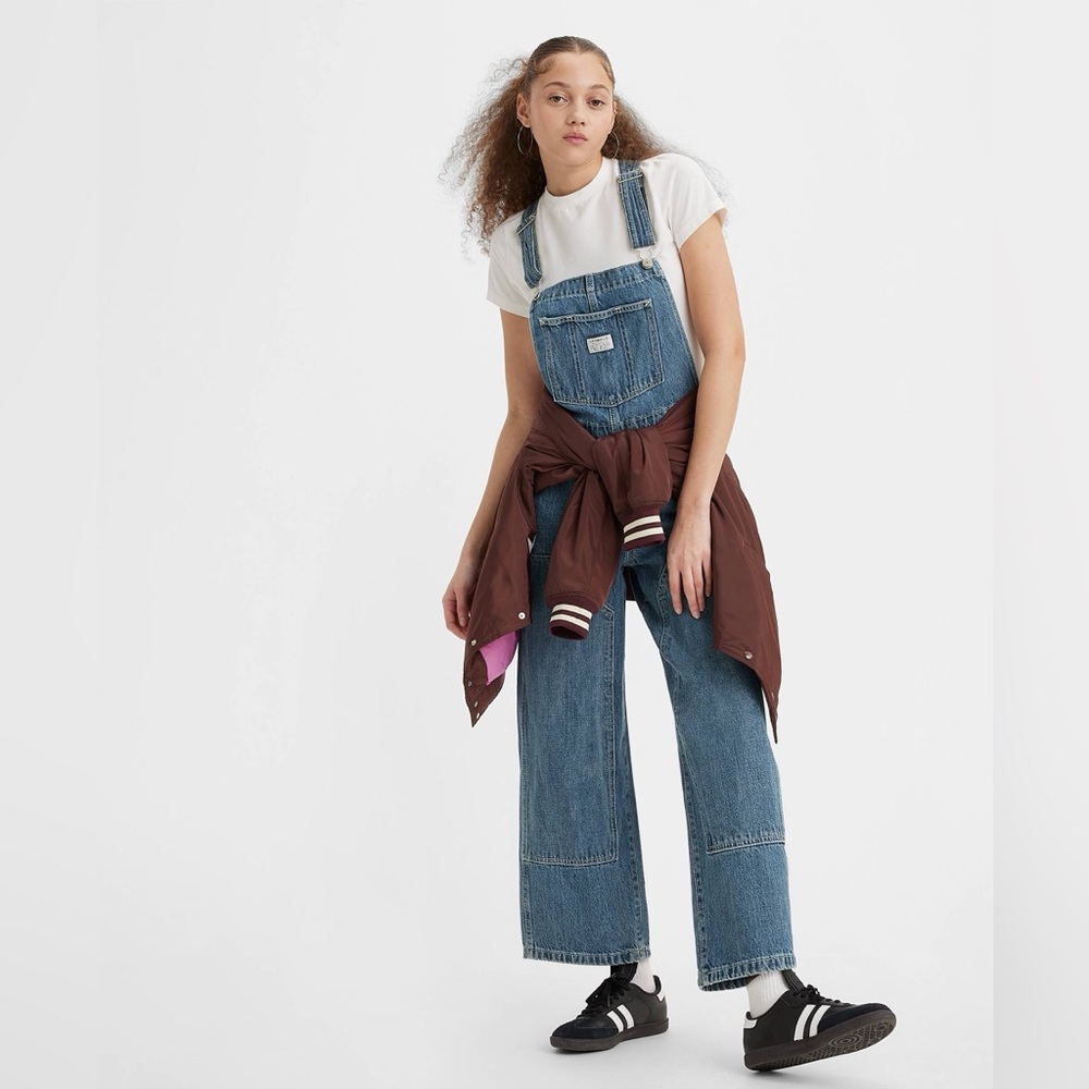 Levi’s Baggy Highwater Overalls